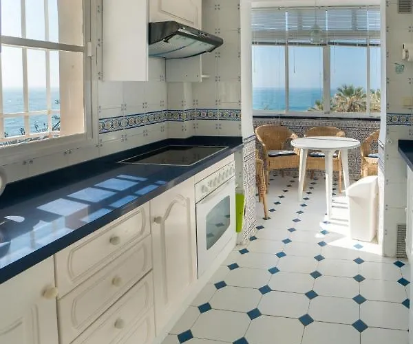 Fuentes A2 Bajo A Menyber Apartment *