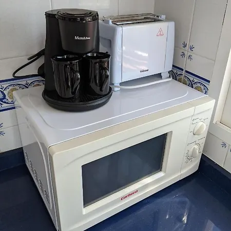 Fuentes A2 Bajo A Menyber شقة