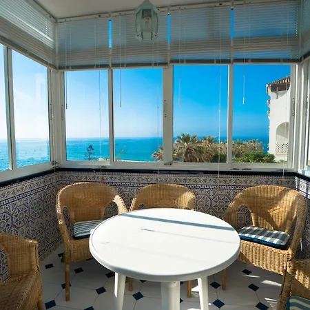 Fuentes A2 Bajo A Menyber شقة